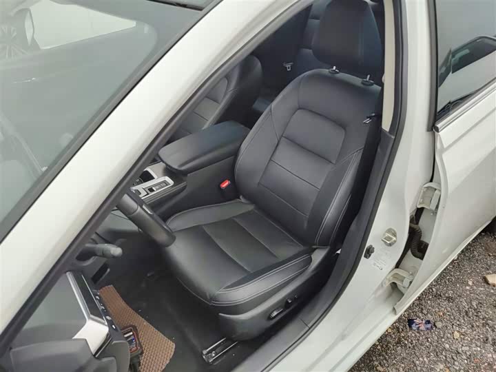 Фото 15 - Nissan Teana