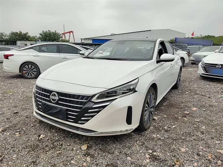 Фото 2 - Nissan Teana