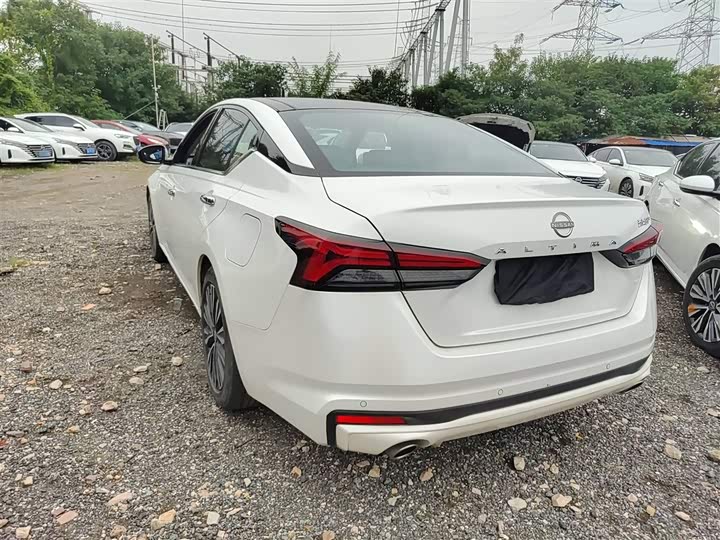 Фото 5 - Nissan Teana