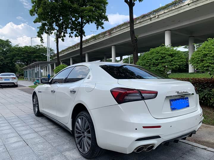 Фото 5 - Maserati Ghibli
