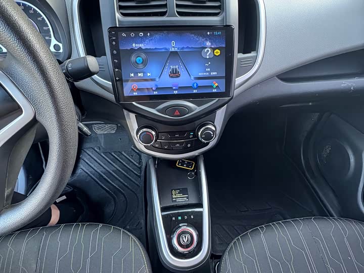 Фото 7 - Changan BenBen E-Star