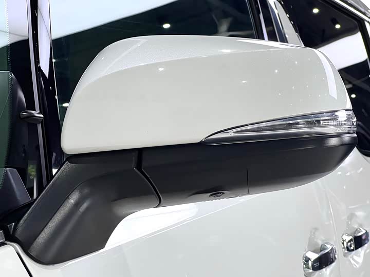 Фото 12 - Toyota Alphard