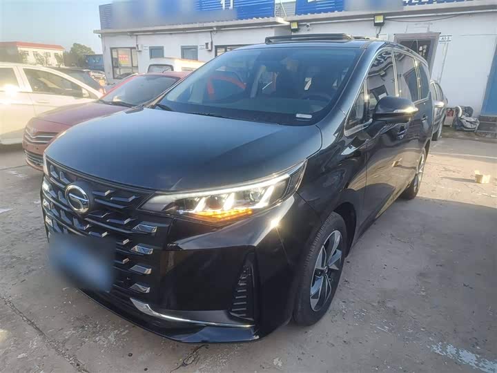 Фото 2 - GAC Trumpchi M6