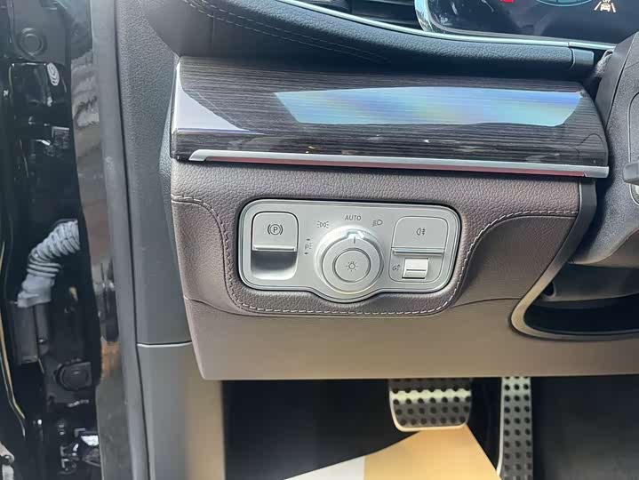 Фото 11 - Mercedes-Benz GLS-Class