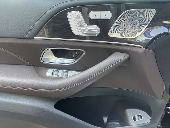 Фото 13 - Mercedes-Benz GLS-Class