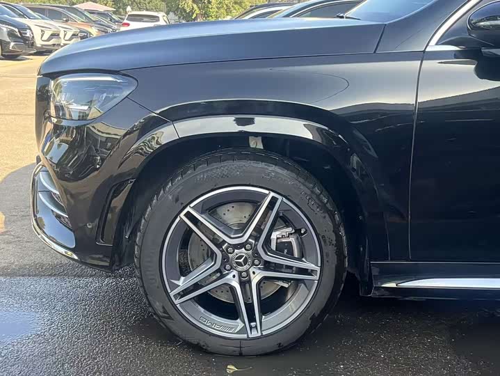 Фото 20 - Mercedes-Benz GLS-Class