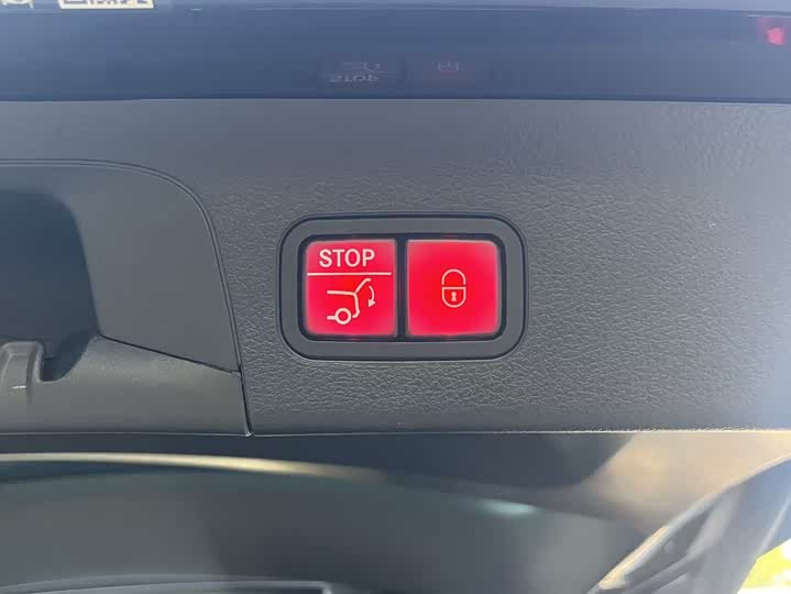 Фото 24 - Mercedes-Benz GLS-Class