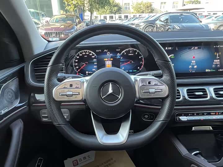 Фото 26 - Mercedes-Benz GLS-Class