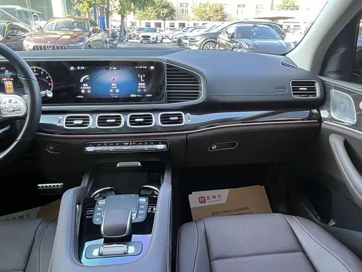 Фото 31 - Mercedes-Benz GLS-Class