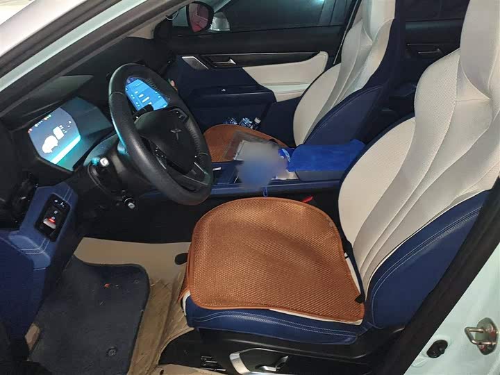 Фото 8 - XPeng G3