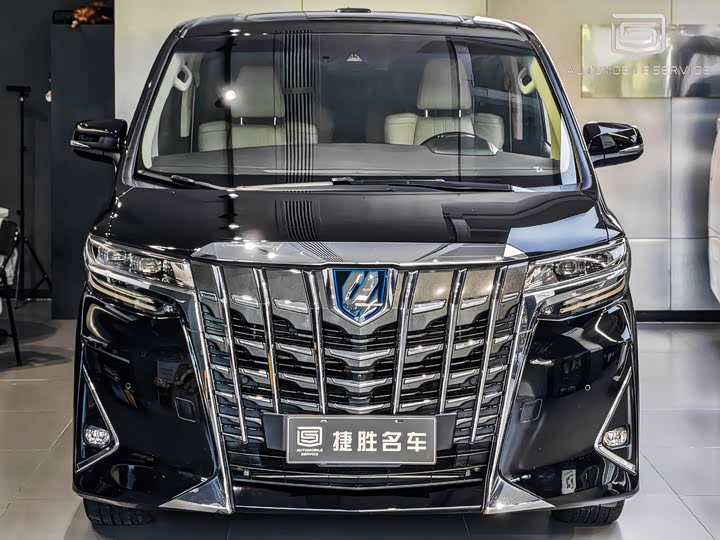 Фото 2 - Toyota Alphard