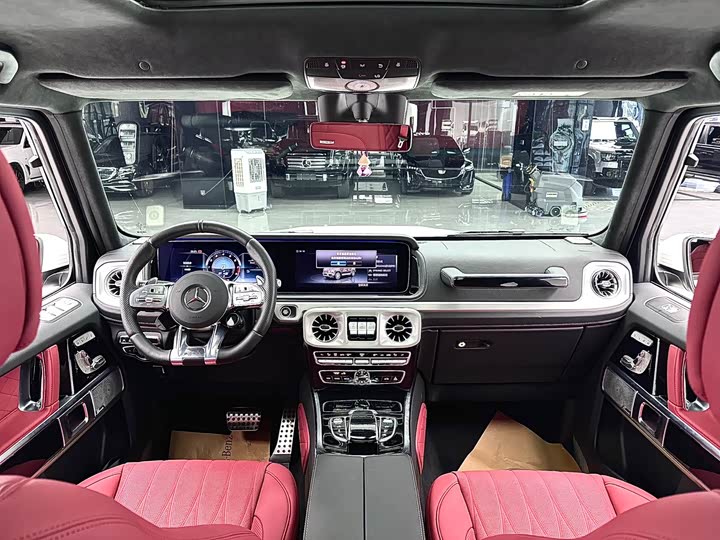 Фото 15 - Mercedes-Benz G-Class AMG