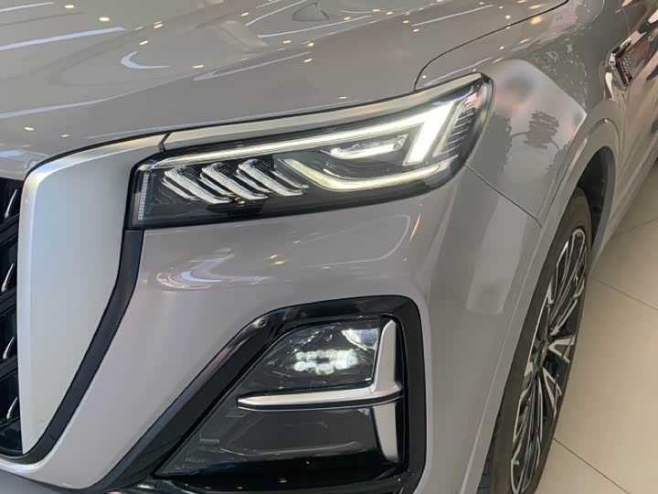 Фото 5 - Hongqi HS5