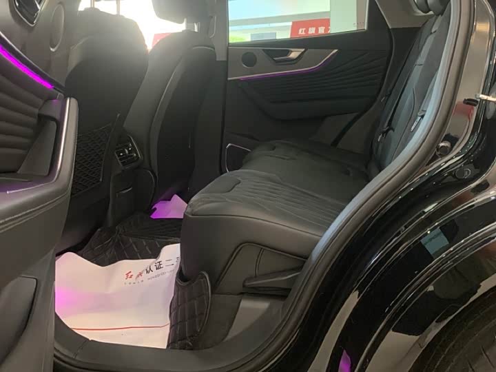 Фото 11 - Hongqi HS5