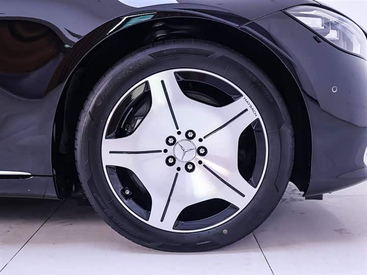 Фото 6 - Mercedes-Benz Maybach S-Class