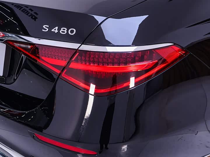 Фото 9 - Mercedes-Benz Maybach S-Class