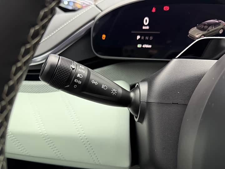 Фото 19 - Zeekr 001