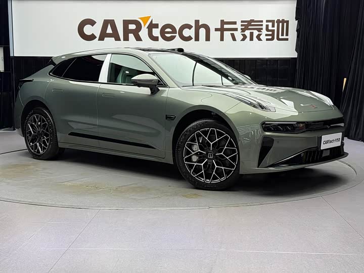 Фото 2 - Zeekr 001