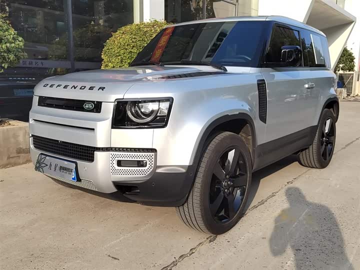 Фото 1 - Land Rover Defender