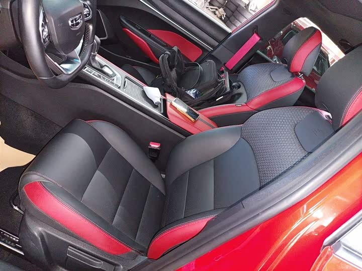 Фото 15 - Geely Binrui