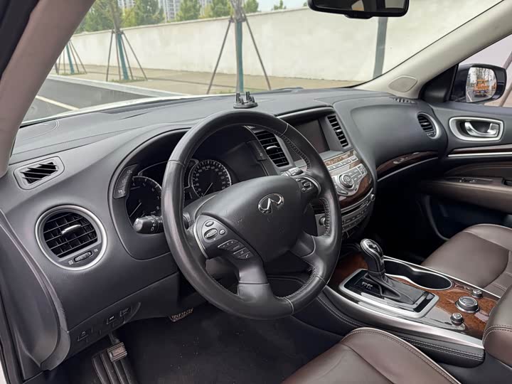 Фото 10 - Infiniti QX60