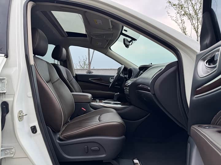 Фото 22 - Infiniti QX60