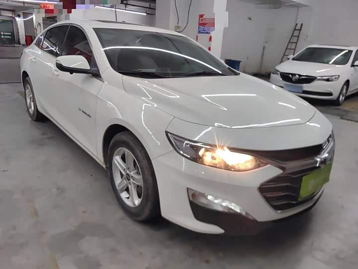 Фото 4 - Chevrolet Malibu XL