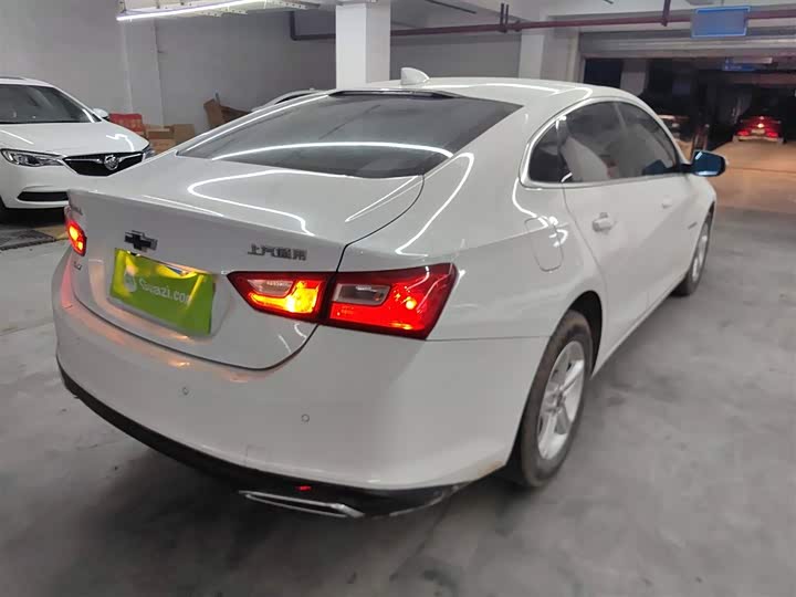 Фото 7 - Chevrolet Malibu XL