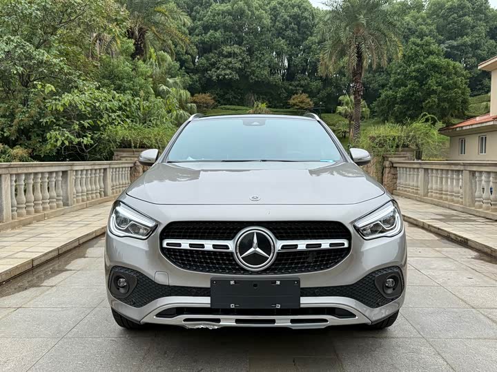 Фото 2 - Mercedes-Benz GLA-Class