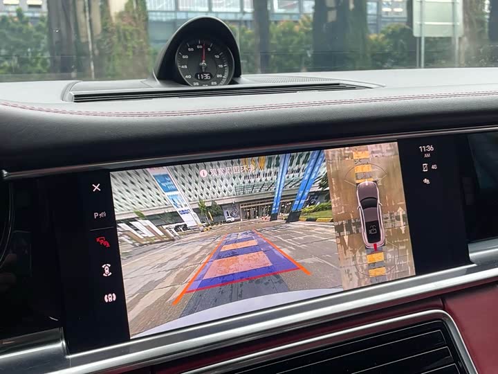 Фото 15 - Porsche Panamera