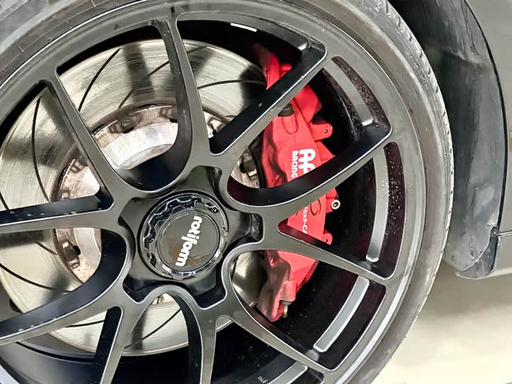 Фото 7 - Mercedes-Benz E-Class AMG