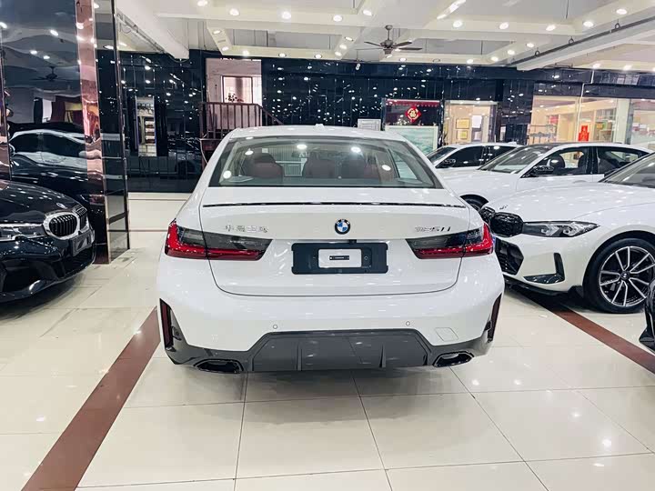 Фото 8 - BMW 3 Series