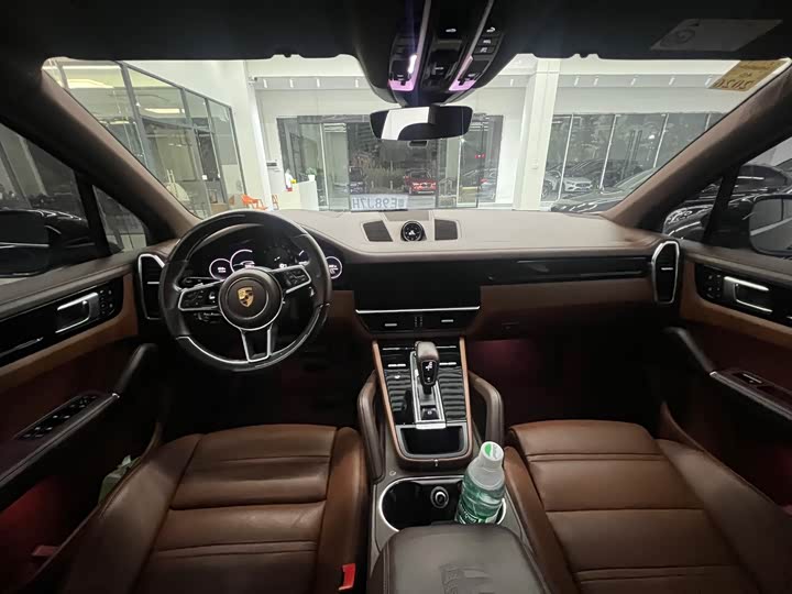 Фото 5 - Porsche Cayenne