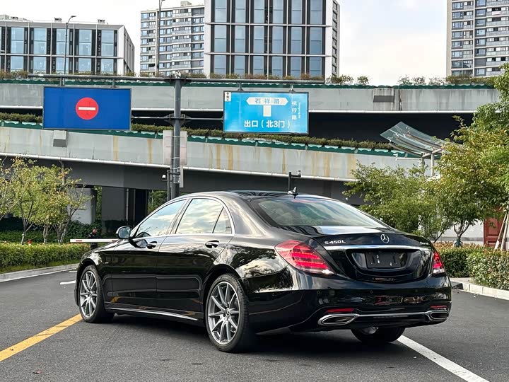 Фото 7 - Mercedes-Benz S-Class
