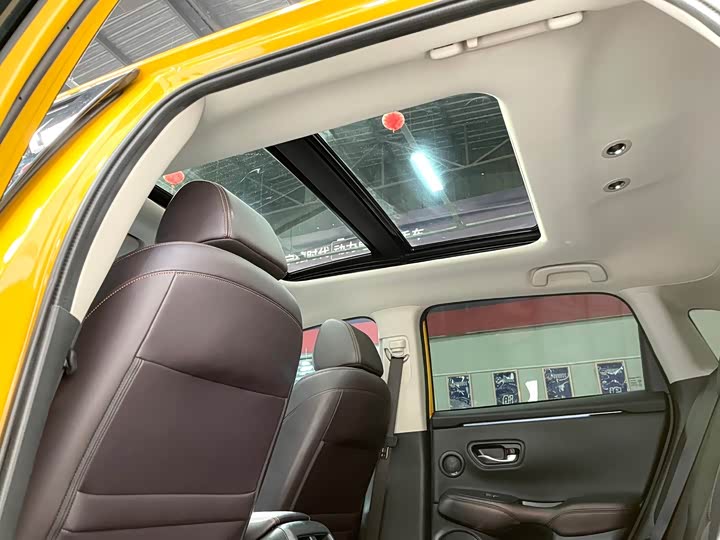 Фото 13 - Honda ZR-V