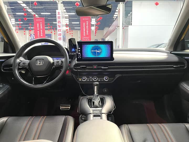 Фото 9 - Honda ZR-V