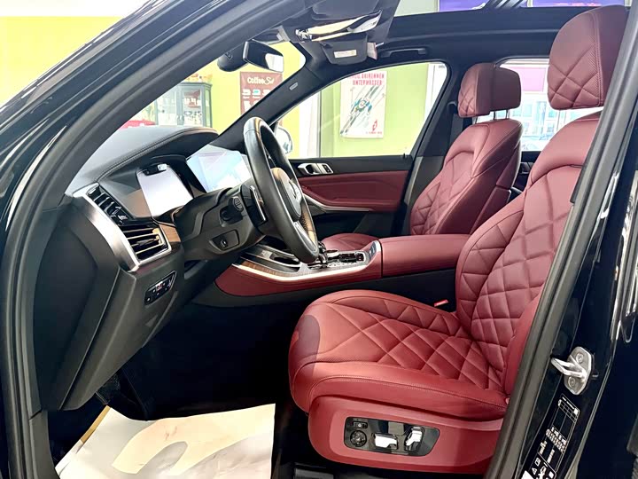 Фото 16 - BMW X5