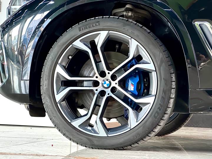 Фото 6 - BMW X5