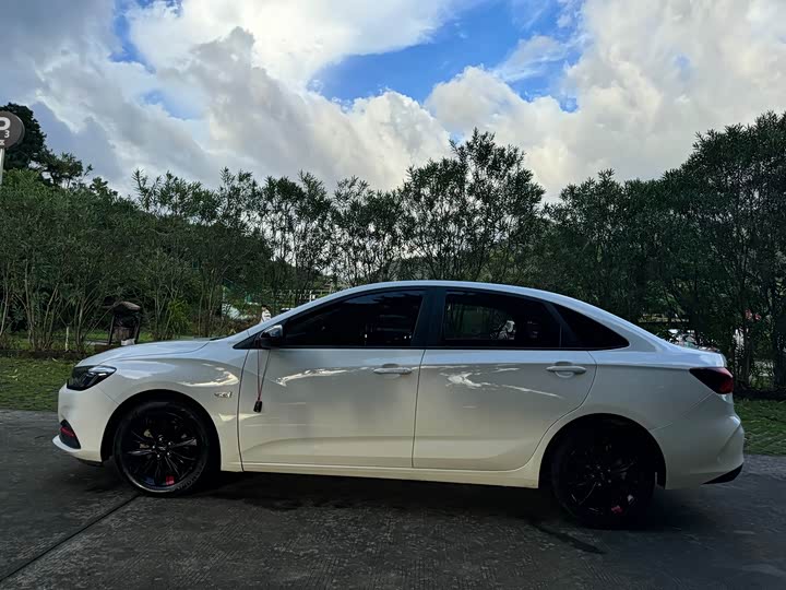 Фото 4 - Chevrolet Monza