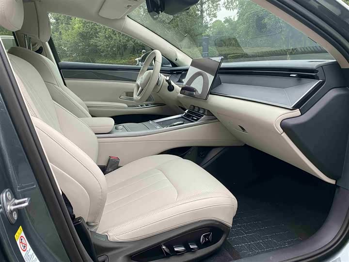 Фото 11 - BYD Han L