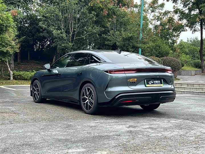 Фото 6 - BYD Han L