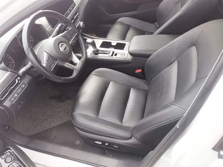 Фото 15 - Nissan Teana