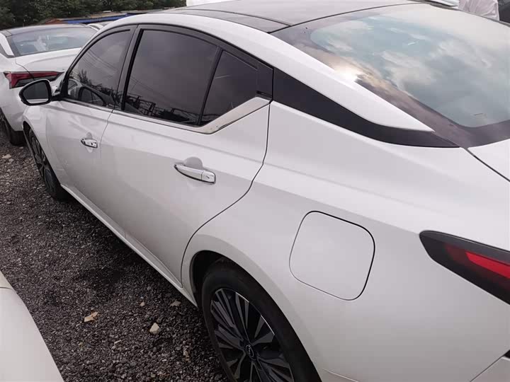 Фото 5 - Nissan Teana