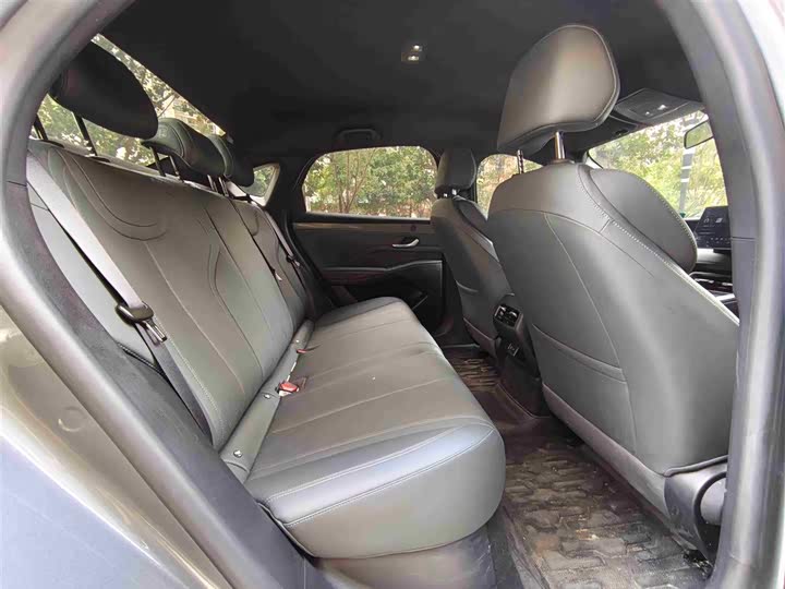 Фото 9 - BYD Qin Plus