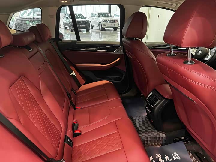 Фото 12 - BMW X3