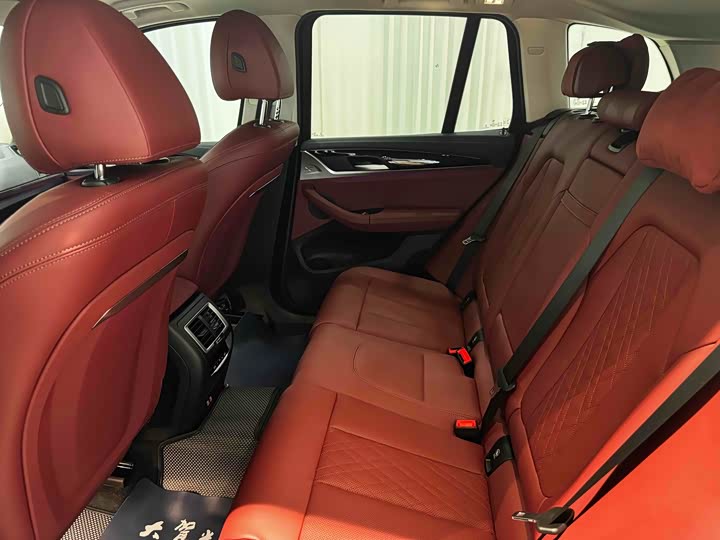 Фото 13 - BMW X3