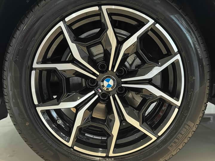 Фото 17 - BMW X3