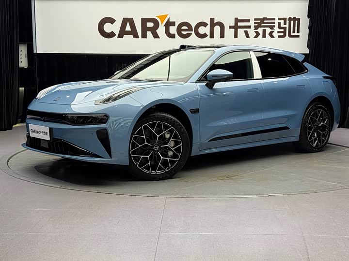 Фото 1 - Zeekr 001