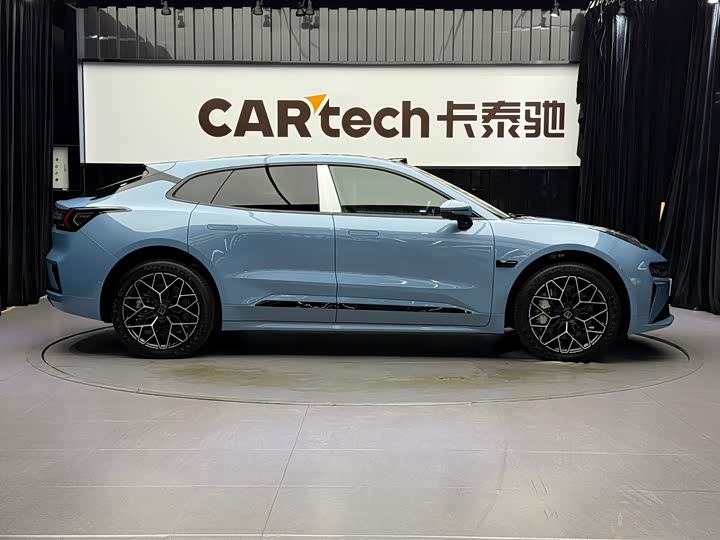 Фото 5 - Zeekr 001