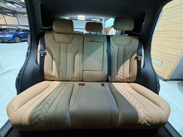 Фото 20 - BYD Song L DM-i Hybrid